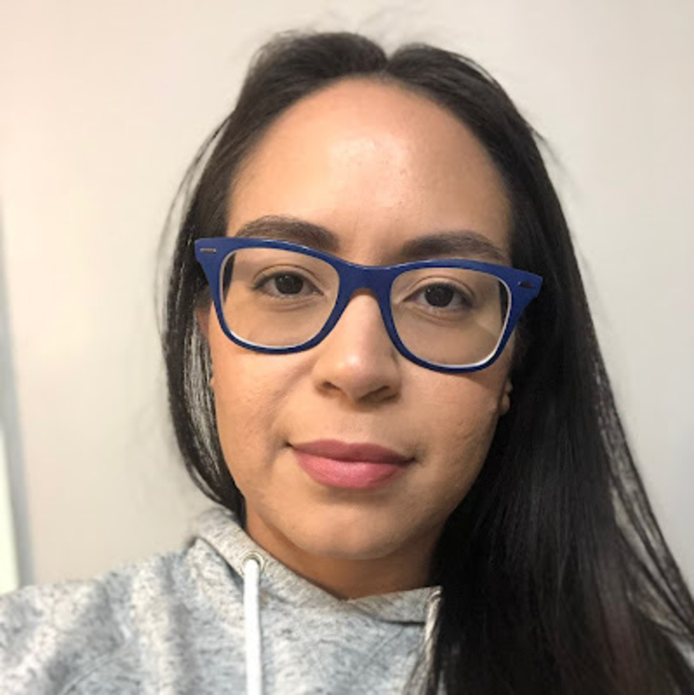 Meet your Posher, Camila